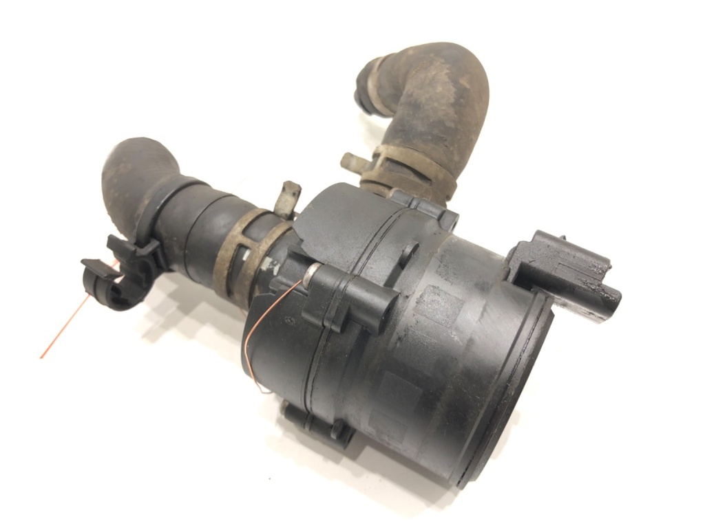 [STARK-636335] Bomba de agua adicional Dacia Sandero III 1.0 TCe 100 ECO-G 2021-2022