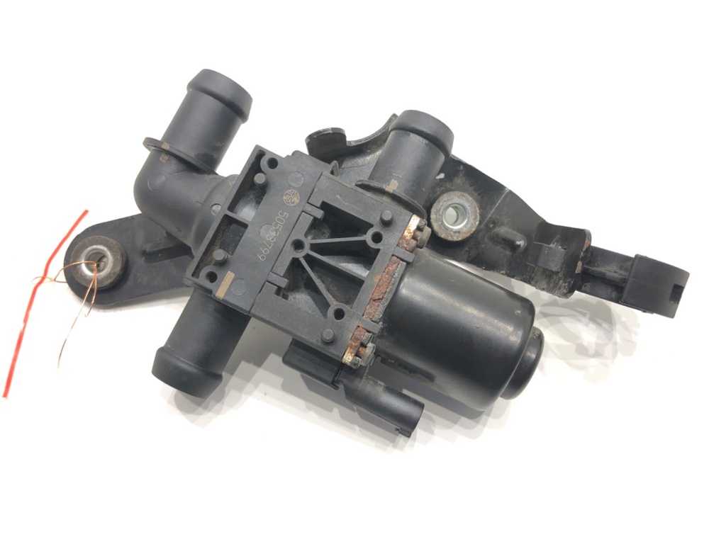 [STARK-642584] Bomba de agua adicional Alfa Romeo Stelvio 2.0 206 kW 50533799