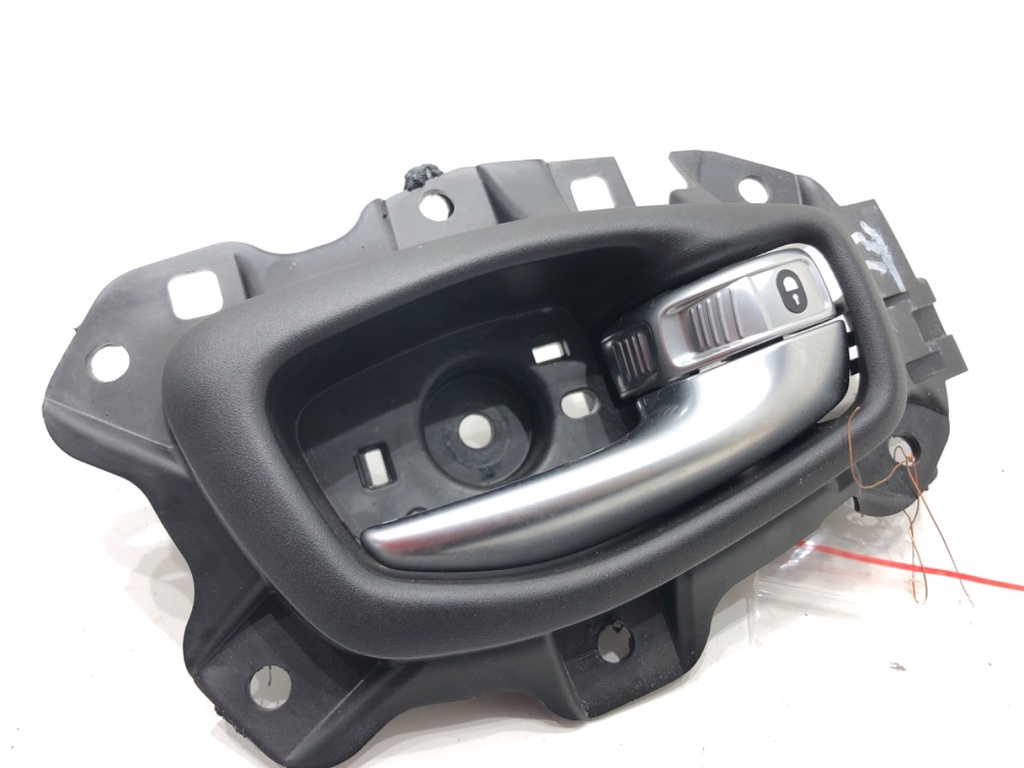 [STARK-648426] Maneta interior de puerta trasera derecha para Jeep Compass (MP, M6) 2016-2022