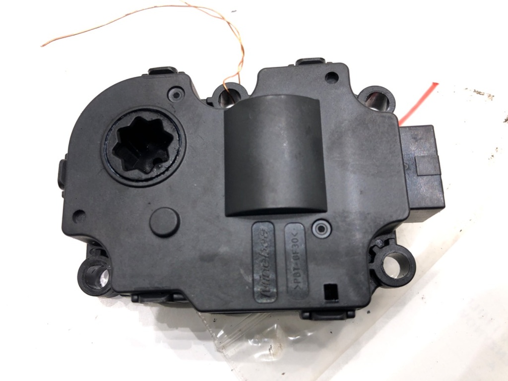 [STARK-670251] Resistencia de calefacción BMW Serie 5 (G30, F90) 2016-2022
