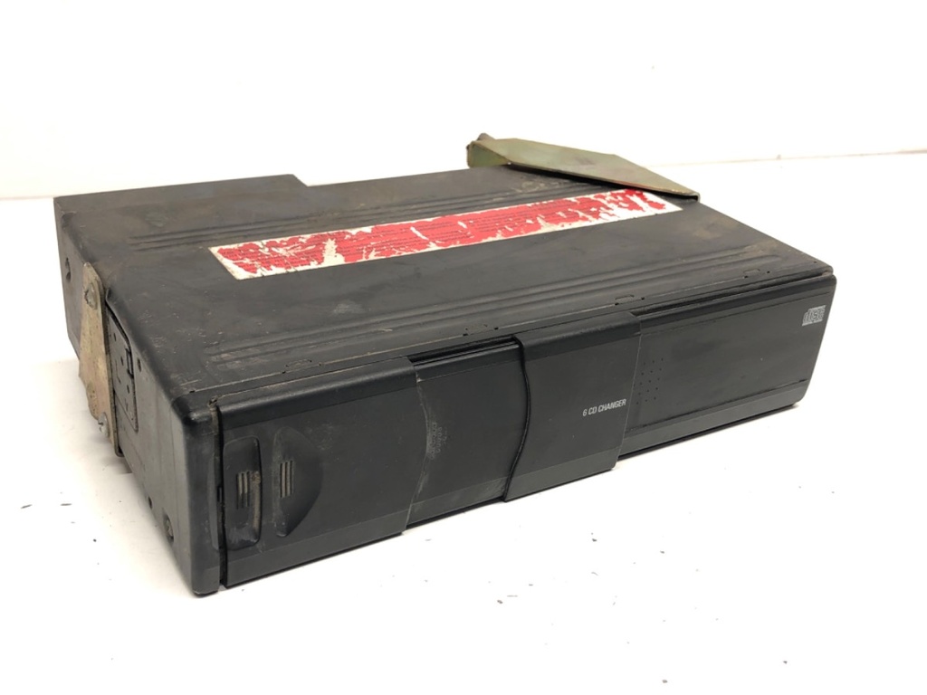 [STARK-740260] Cambiador de CD BMW Serie 5 (E39) 530d 1998-2003