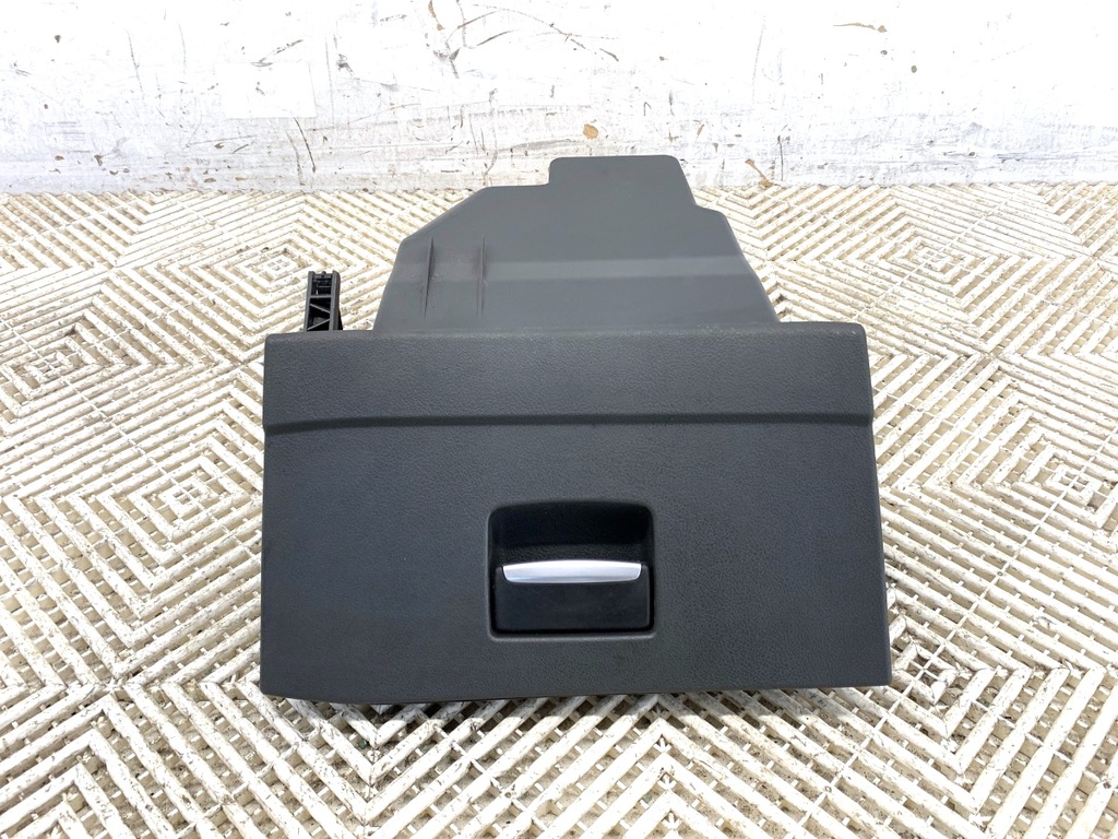 [STARK-743520] Compartimento de almacenamiento Ford Mondeo IV (BA7) 2007-2015