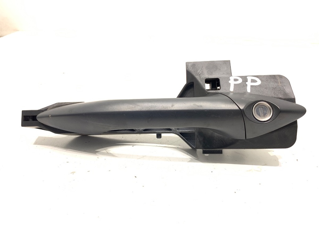 [STARK-752271] Manilla exterior de puerta derecha delantera HYUNDAI i30 (GD) 2011-2016