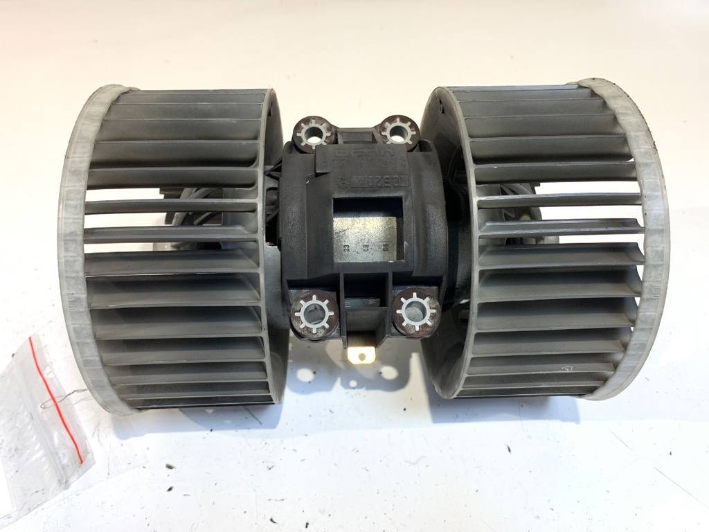 [STARK-755470] Ventilador de admisión de aire BMW X3 (E83) 2003-2011