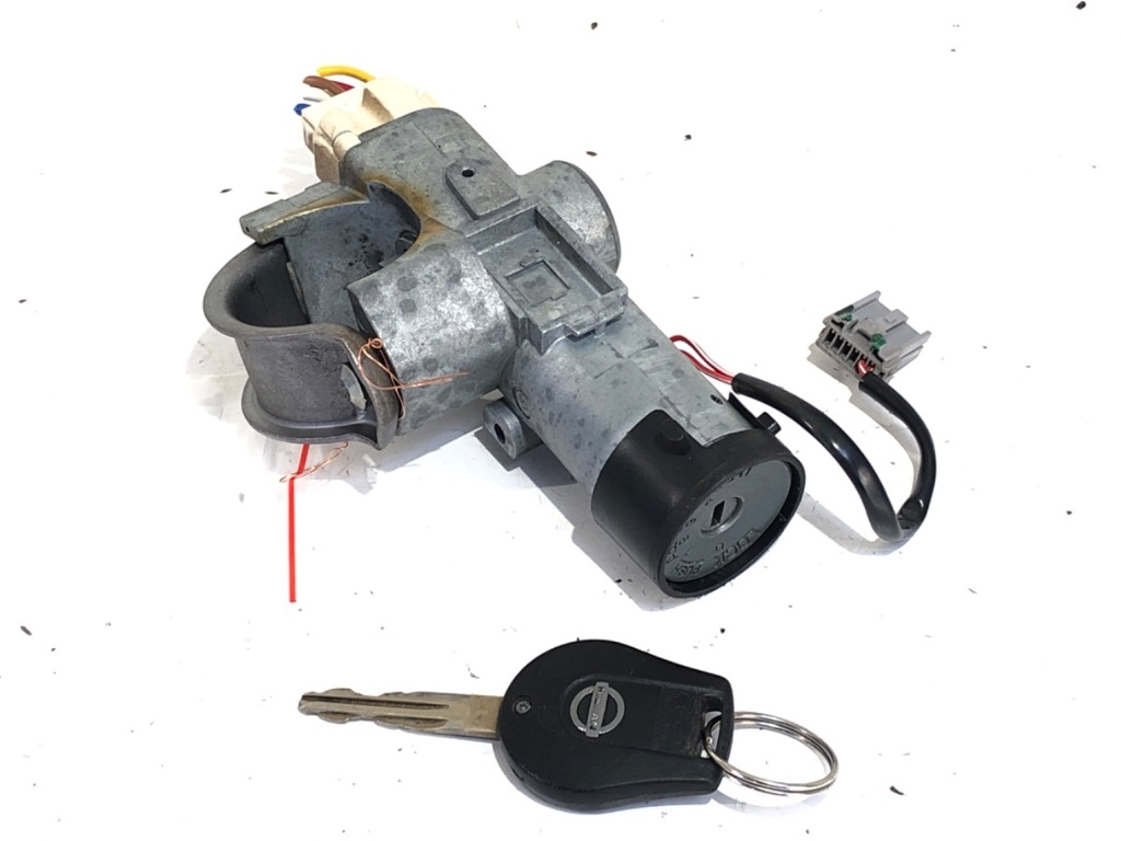 [STARK-757181] Portavasos NISSAN JUKE (F15) 2010-2022