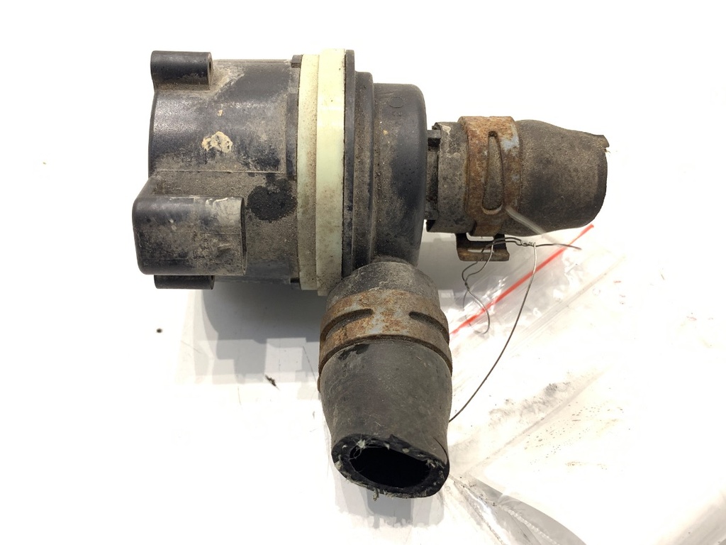 [STARK-759336] Bomba de agua adicional SEAT IBIZA IV (6J5, 6P1) 1.2 TDI 55 kW 2010-2012