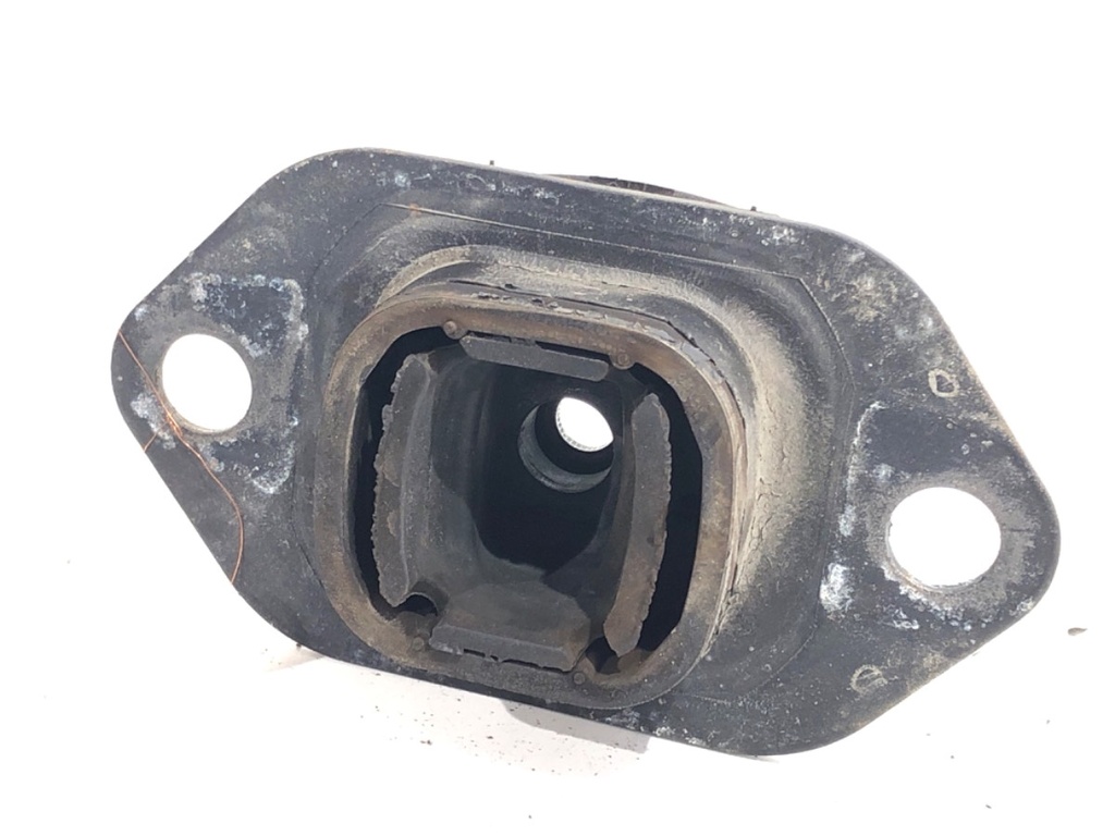 [STARK-764555] Soporte de motor izquierdo Renault Megane IV liftback 1.6 TCe 205 151 kW 2015-2022