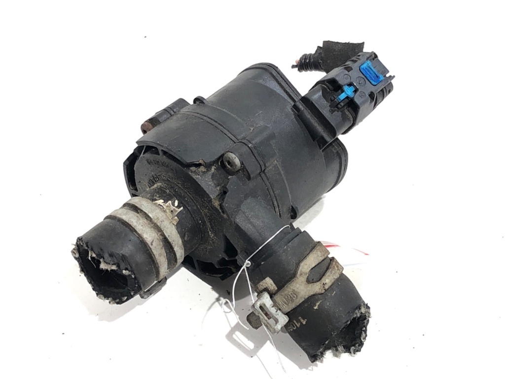 [STARK-764595] Bomba de agua adicional Renault Megane IV liftback 1.6 TCe 205 151 kW
