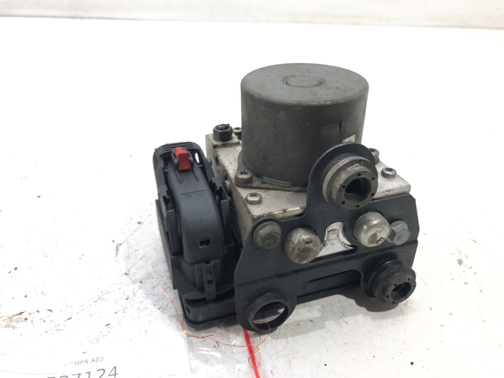 [STARK-527124] Bomba ABS SKODA Rapid (NH3, NK3, NK6) 1.6 TDI 66 kW 2013-2015
