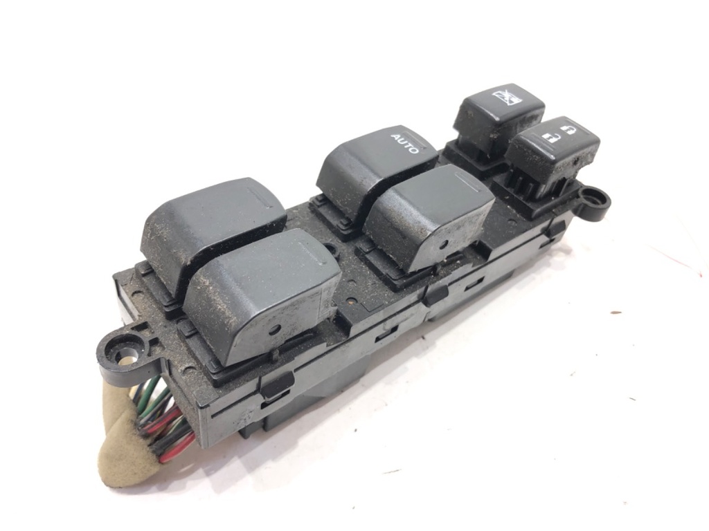 [STARK-584151] Interruptor de elevalunas Suzuki Swift IV (FZ, NZ) 2010-2022