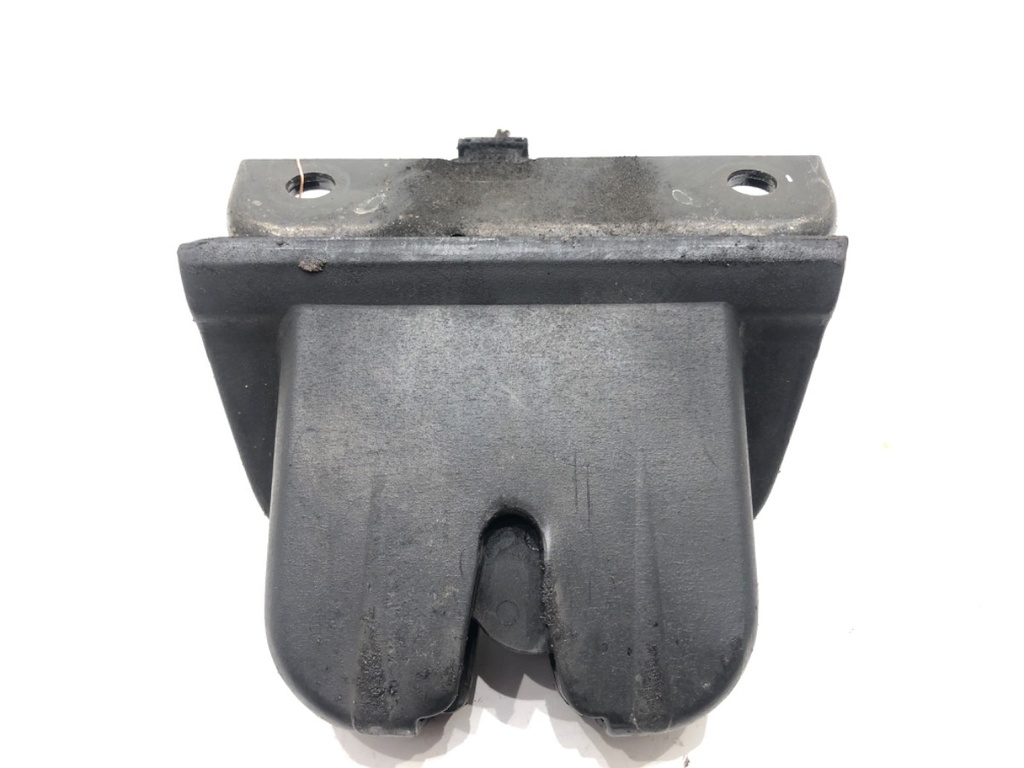 [STARK-606727] Cierre de portón trasero Audi A6 C5 Avant (4B5) 1997-2005
