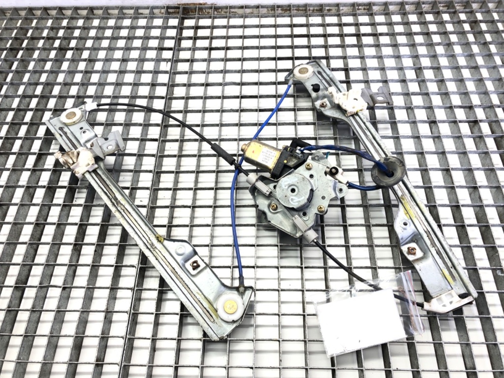 [STARK-611611] Elevador de ventanilla delantero derecho NISSAN ALTIMA (L31) 2001-2007