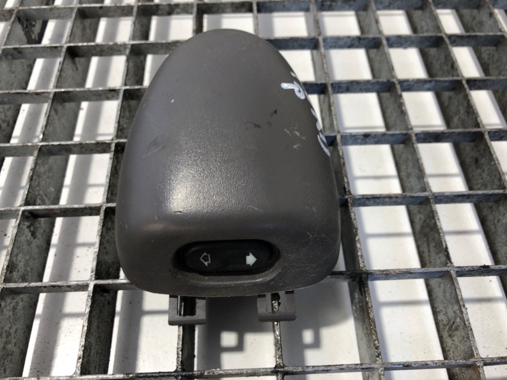 [STARK-639414] Interruptor de elevalunas Ford Transit Autobús (FD, FB, FS, FZ, FC) 2000-2006