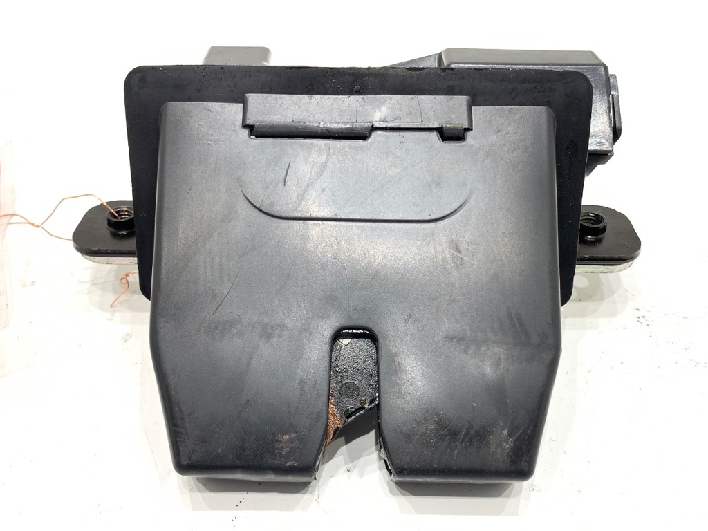 [STARK-741601] Cierre de portón trasero Ford Fiesta VI (CB1, CCN) 2008-2022