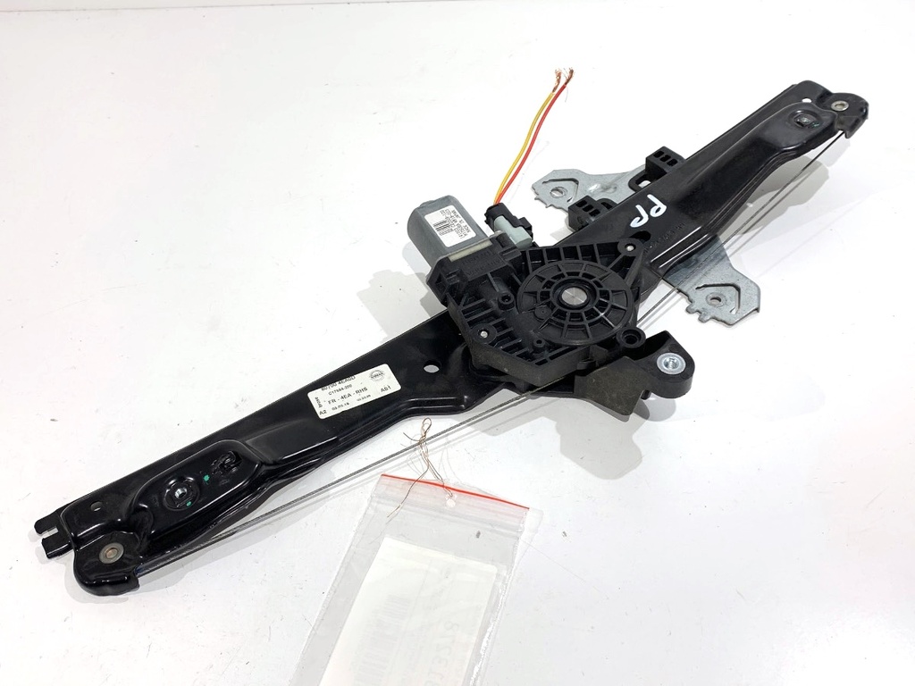 [STARK-813278] Elevador de ventanilla delantero derecho Nissan Qashqai II (J11, J11_) 1.2 DIG-T 85 kW 115 CV 2013-2022