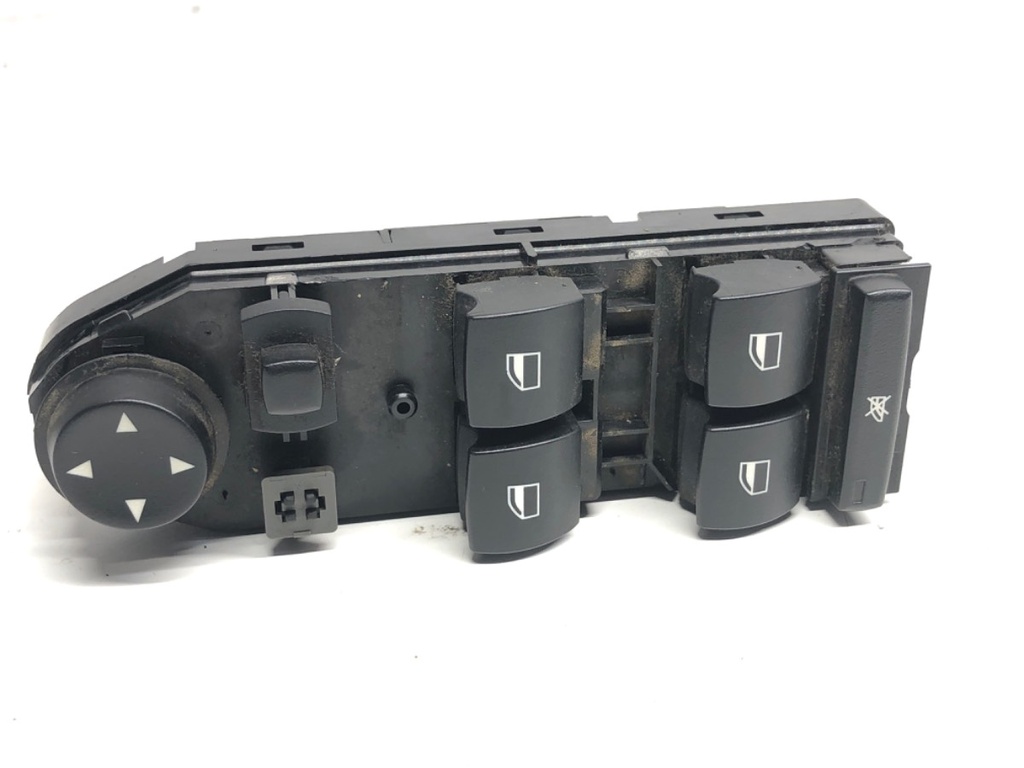 [STARK-717434] Interruptor de elevalunas BMW Serie 5 Touring (E61) 2004-2010