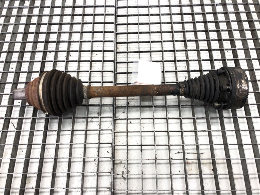 [STARK-498931] Semieje delantero izquierdo VW Passat B7 Variant (365) 1.6 TDI 77 kW 2010-2014