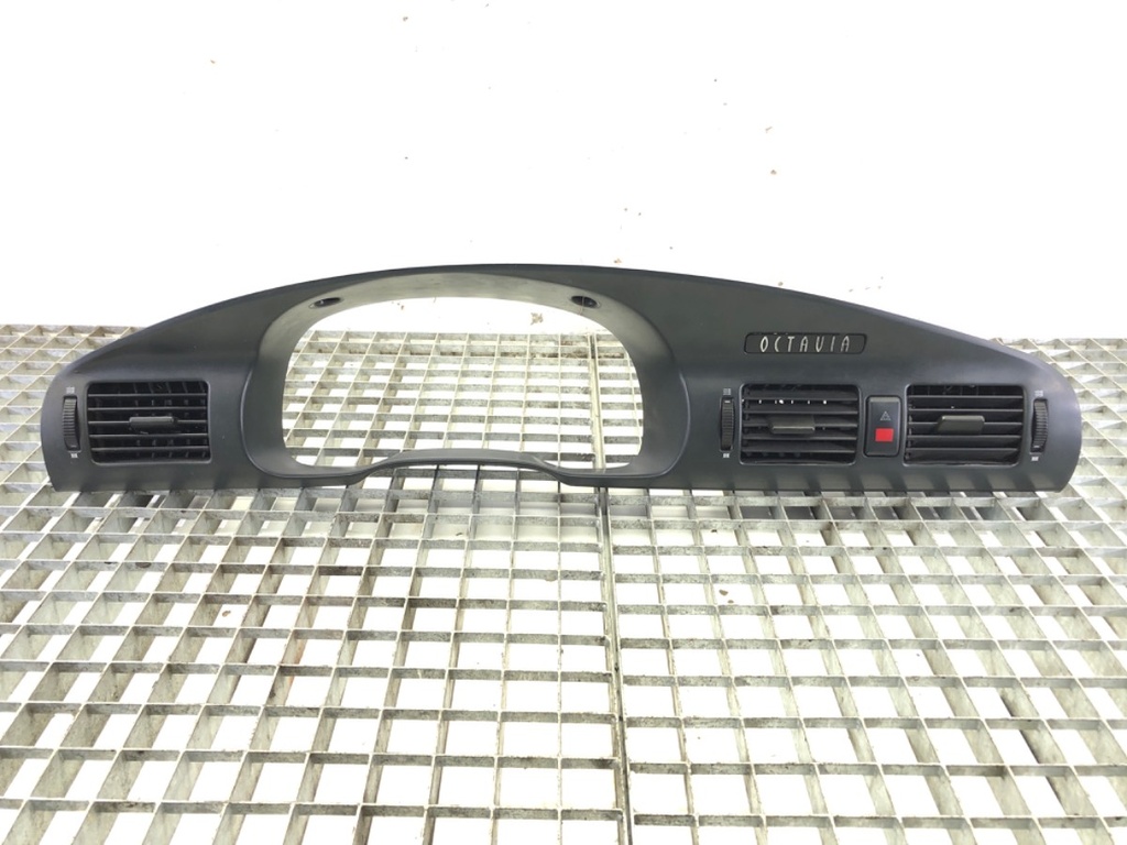 [STARK-590714] Rejilla de entrada de aire frontal Skoda Octavia I (1U2) 1996-2010