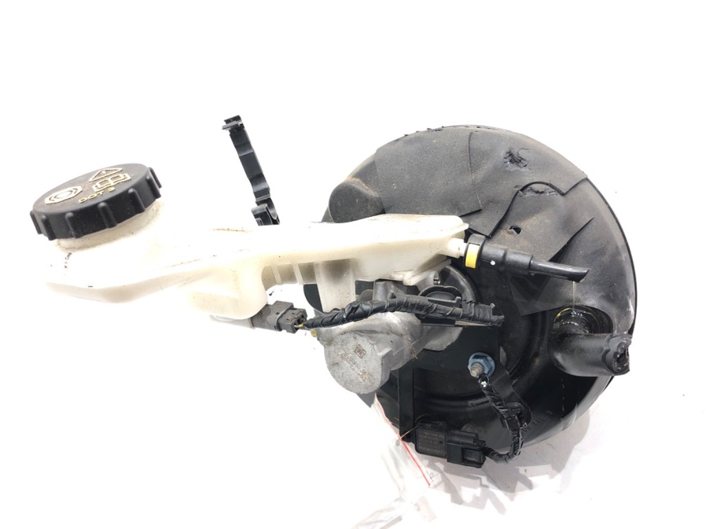 [STARK-592705] Servofreno MAZDA 2 (DL, DJ) 1.5 SKYACTIV-G 66 kW 2014-2017