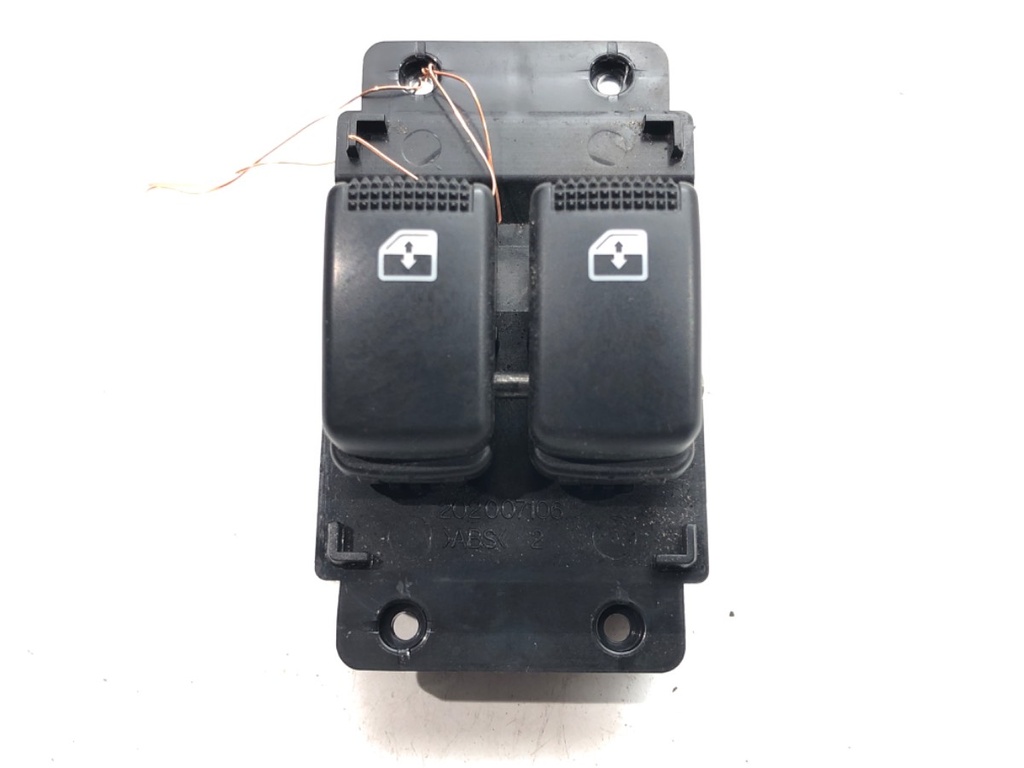 [STARK-608548] Interruptor de elevalunas HYUNDAI i10 I (PA) 2007-2022