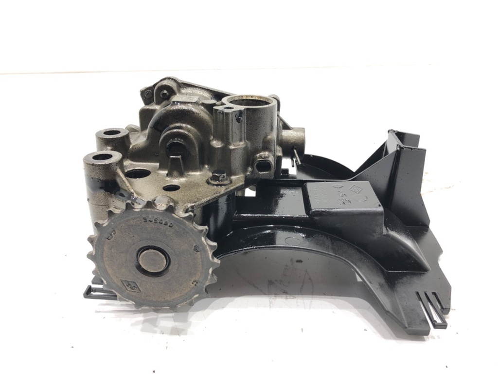 [STARK-632998] Bomba de aceite Nissan Qashqai / Qashqai +2 I (J10, NJ10, JJ10E) 2.0 dCi 2007-2013