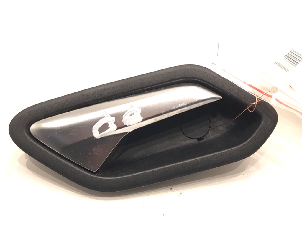 [STARK-636292] Tirador interior de puerta delantero derecho Dacia Sandero III 2021-2022 1.0 TCe 100 ECO-G