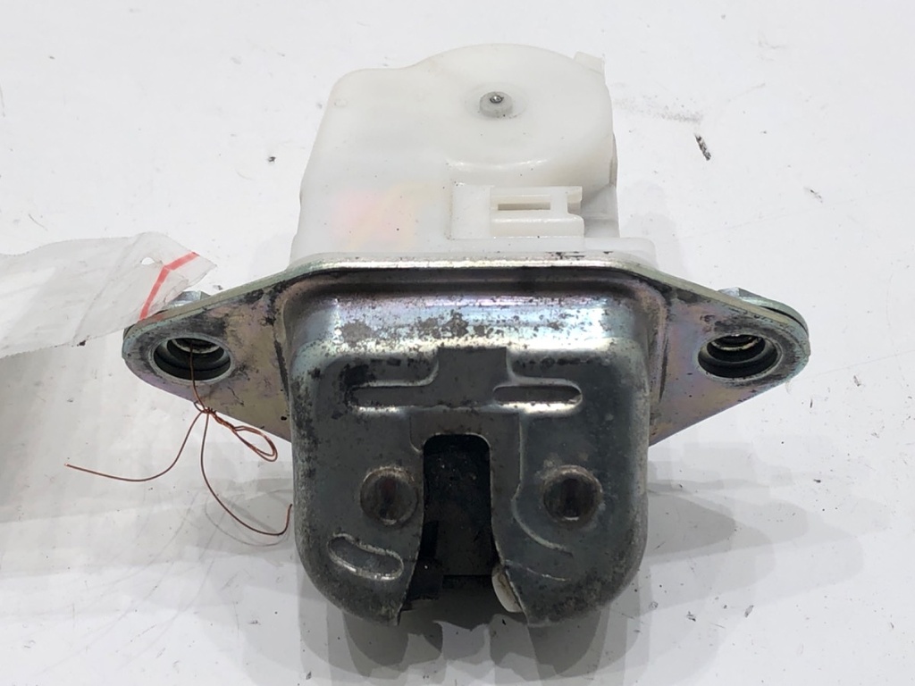 [STARK-671069] Cierre de portón trasero Subaru Outback (BR) 2009-2022