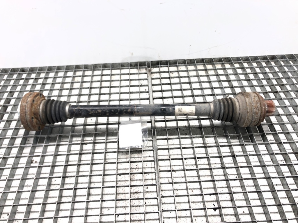 [STARK-682392] Eje trasero derecho Audi Q7 (4MB, 4MG) 2015-2022