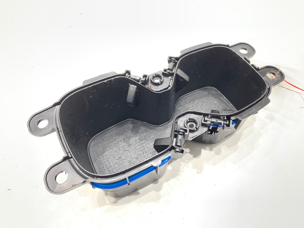[STARK-689657] Portabebidas HYUNDAI TUCSON (NX4E, NX4A) 2020-2022 1.6 T-GDi