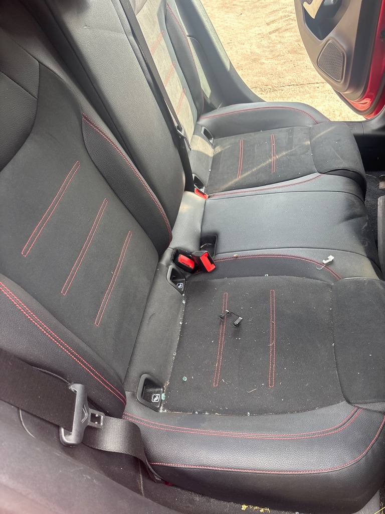 [EPE-125239] Asiento trasero Mercedes-Benz Clase A (2018-)