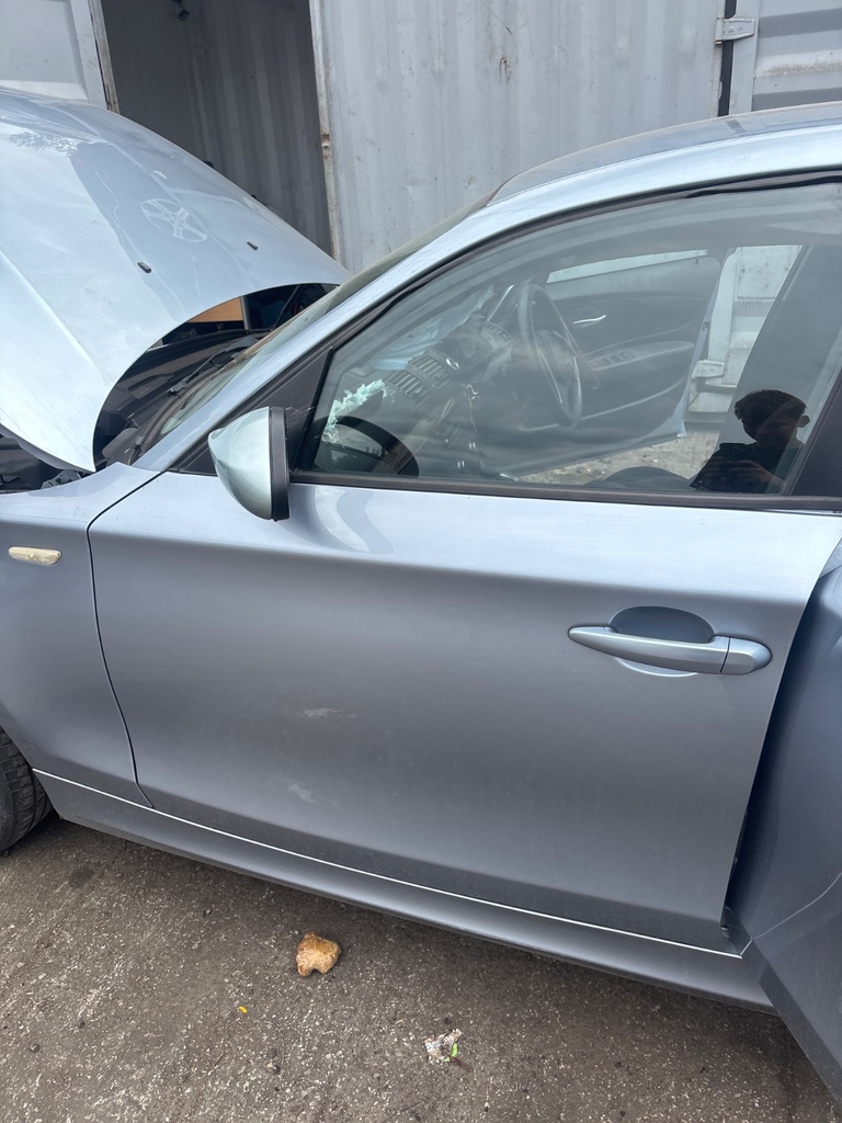 [EPE-125303] Puerta delantera izquierda BMW 1 Series 2009