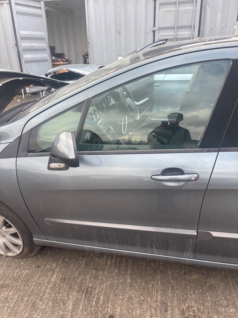 [EPE-125394] Puerta delantera izquierda Peugeot 308 MK1