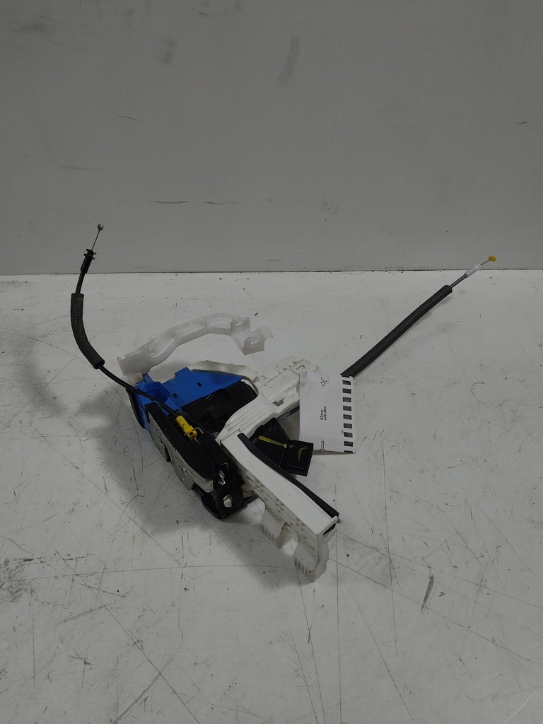 [MTD-536580] Cerradura de puerta Kia Sportage 2019