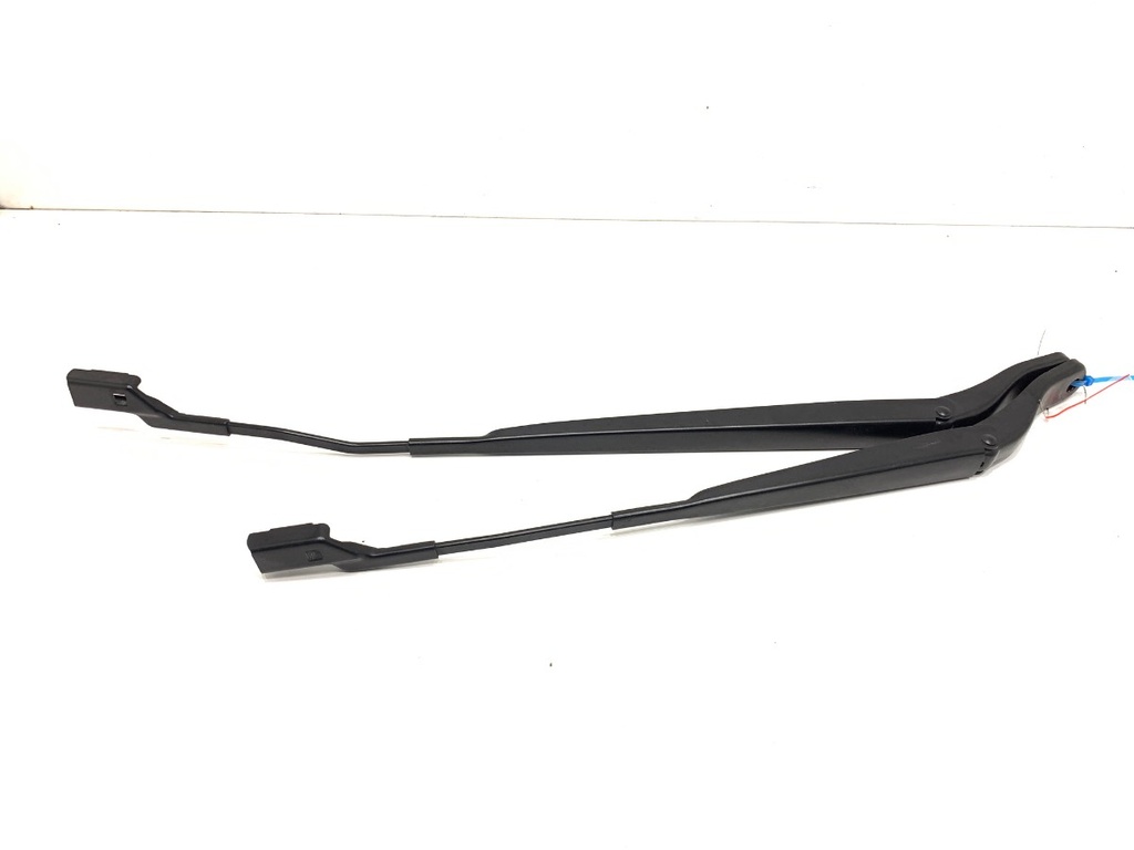[STARK-710734] Brazo limpiaparabrisas completo delantero Opel Corsa F 2019-2022