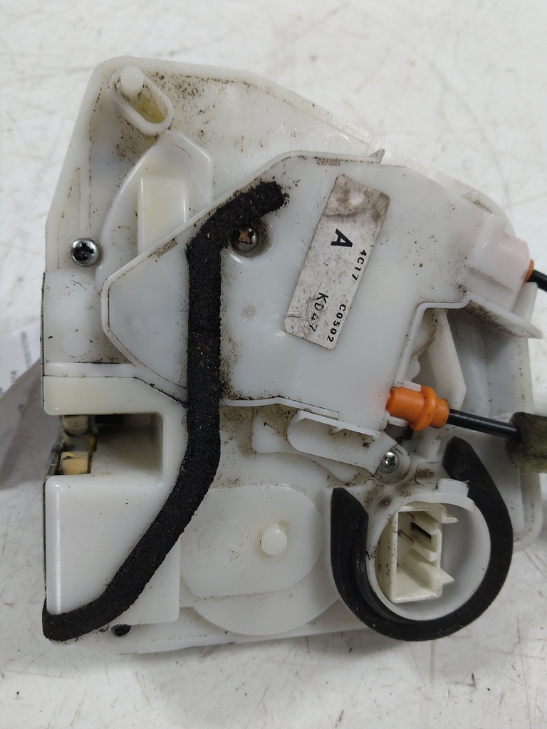 [MTD-536632] Cerradura de puerta Mazda CX-5