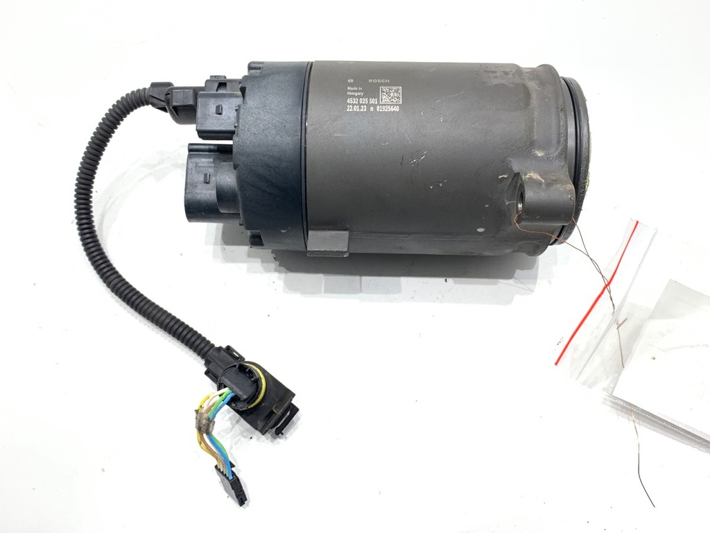 [STARK-804475] Bomba de dirección asistida SKODA SUPERB III Kombi (3V5) 2.0 TDI 110 kW 2015-2022