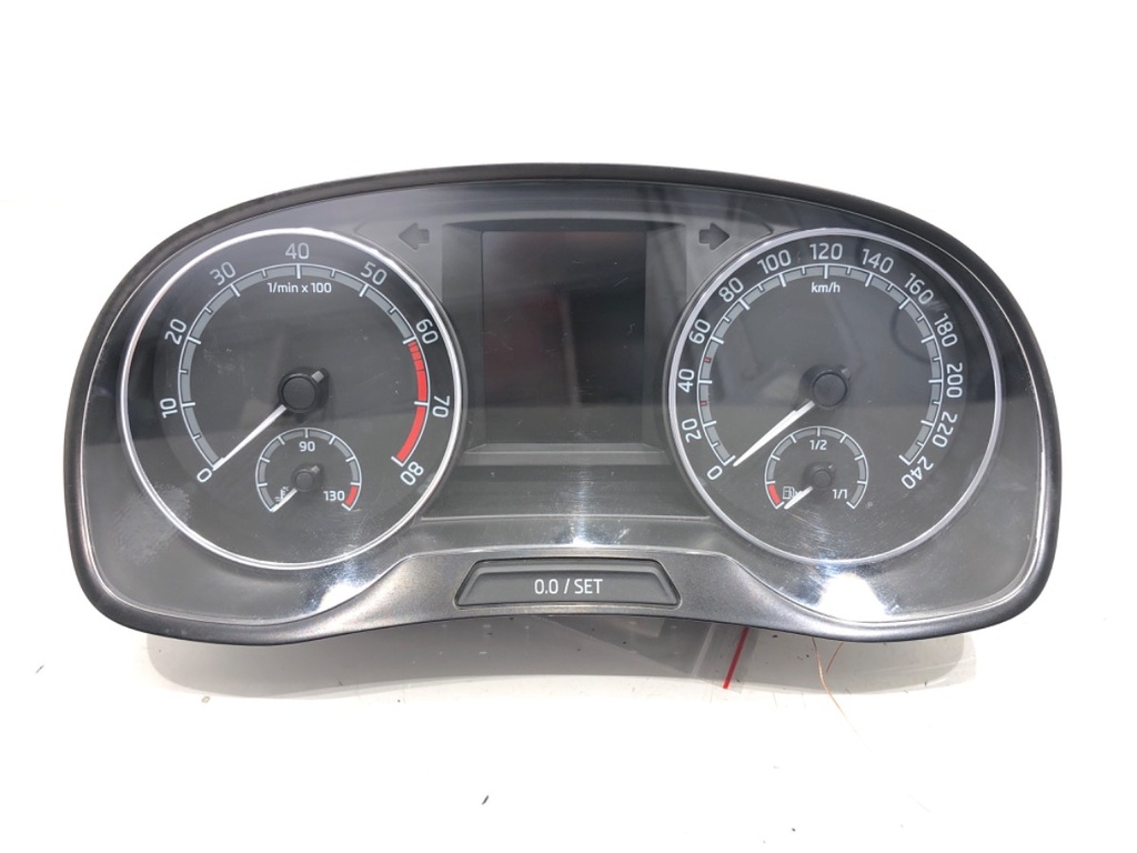 [STARK-597439] Cuentakilómetros SKODA FABIA III Kombi (NJ5) 1.0 TSI 70 kW 2014-2022