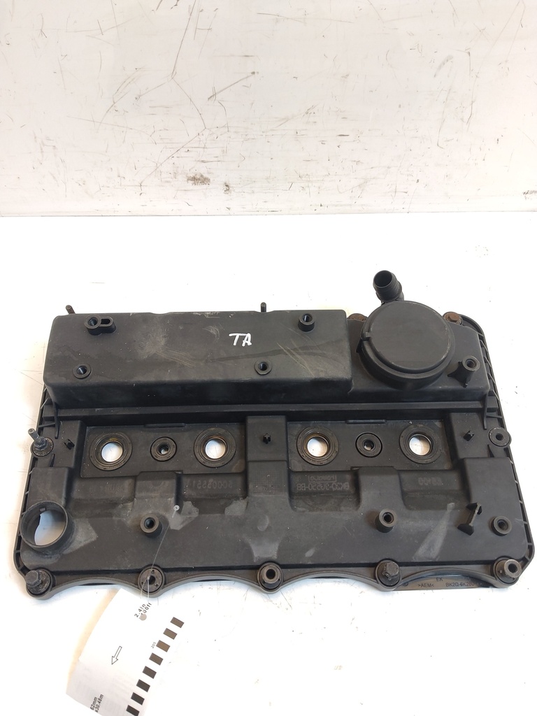 [MTD-536599] Tapa de balancines Ford Transit