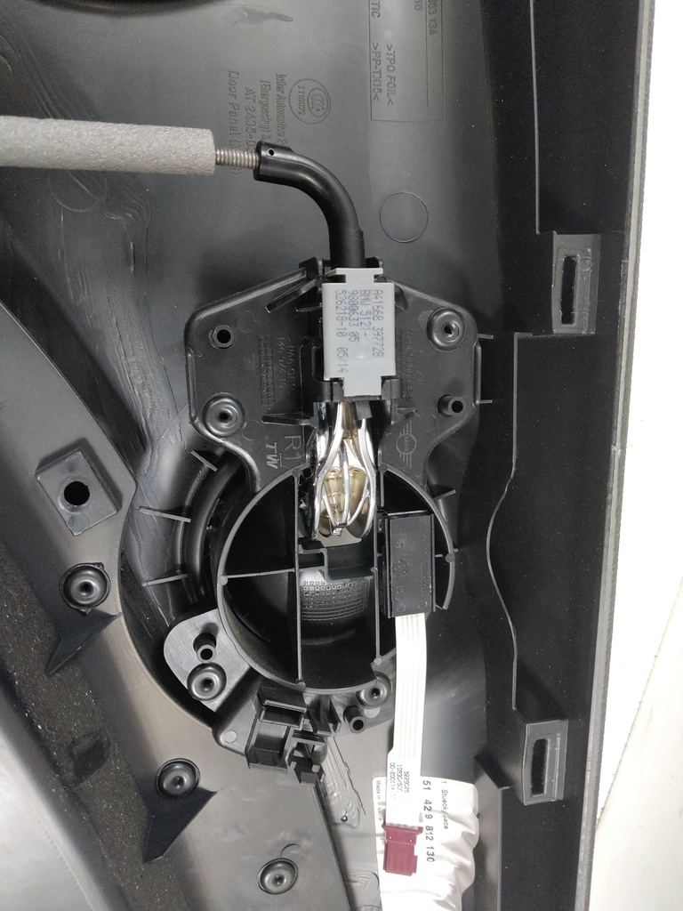 [MTD-536606] Revestimiento de puerta Mini Countryman