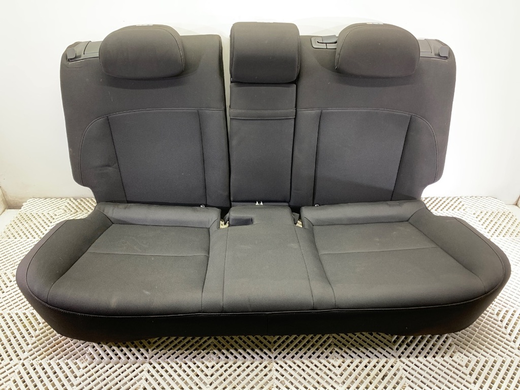 [STARK-807729] Asiento trasero HYUNDAI KONA II (SX2) 2022-