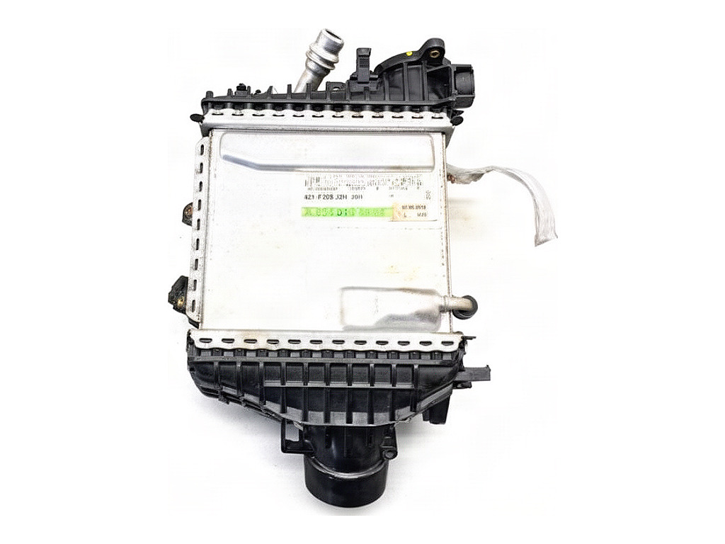 [STARK-938007] Intercooler Mercedes-Benz Clase C (W205)