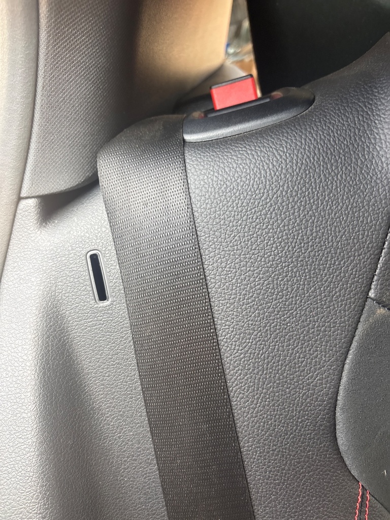 [EPE-125242] Pretensor de cinturón de seguridad trasero derecho Mercedes-Benz Clase A (2019)