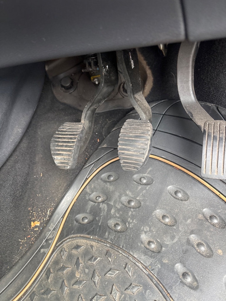 [EPE-125353] Conjunto de pedales Peugeot 308 MK1