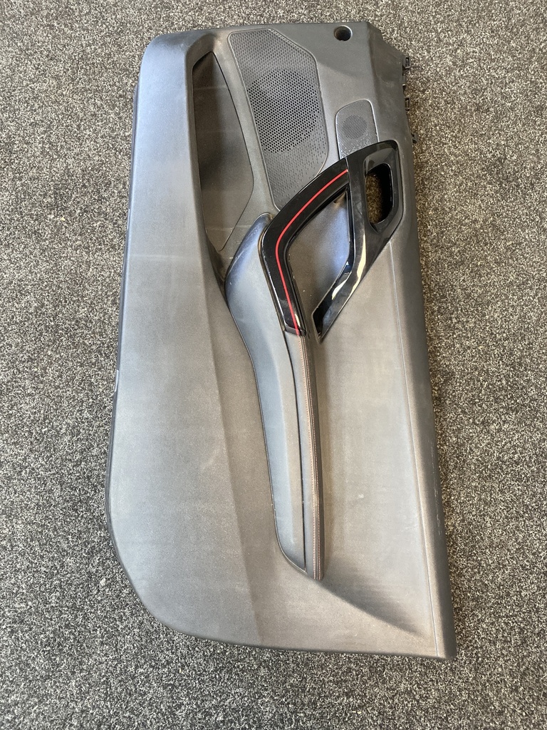 [EPE-101822] Panel de puerta PEUGEOT 208
