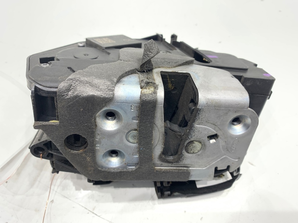 [STARK-746797] Cerradura de puerta delantera izquierda Ford Fiesta VI (CB1, CCN) 2008-2022
