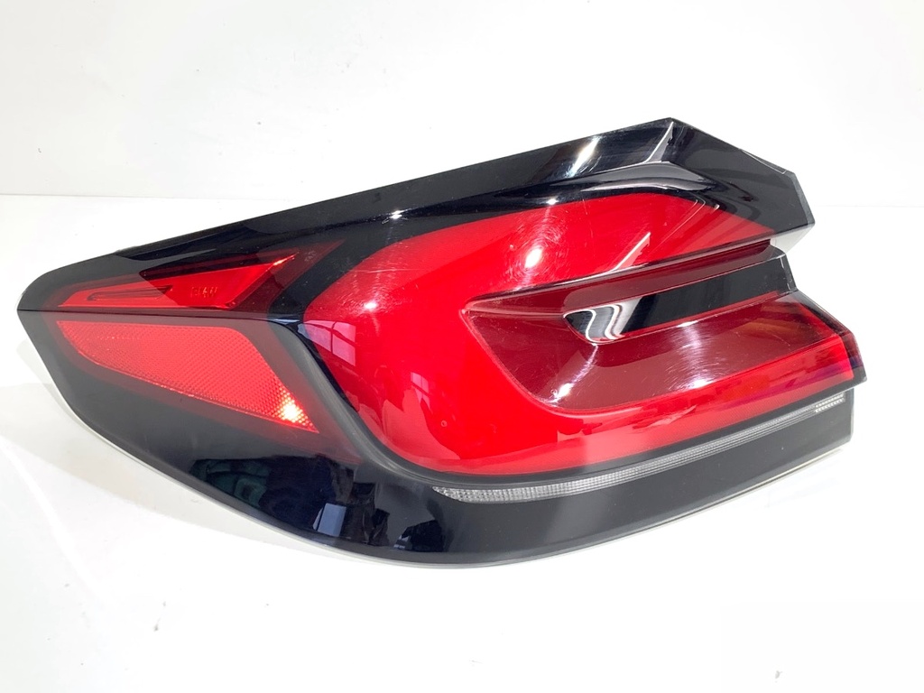 [STARK-846815] Piloto trasero izquierdo BMW Serie 5 (G30, F90) 2016-2022