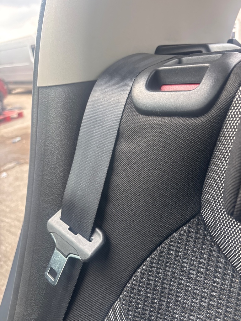[EPE-125416] Pretensor de cinturón trasero derecho Peugeot 308