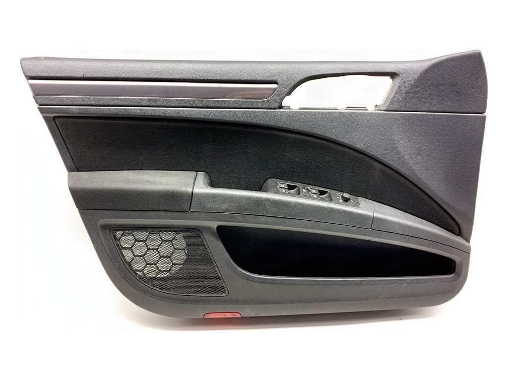 [STARK-945889] Panel de puerta delantero izquierdo Skoda Superb II