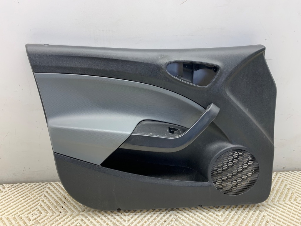 [STARK-856393] Panel de puerta delantero izquierdo Seat Ibiza IV ST (6J8, 6P8)