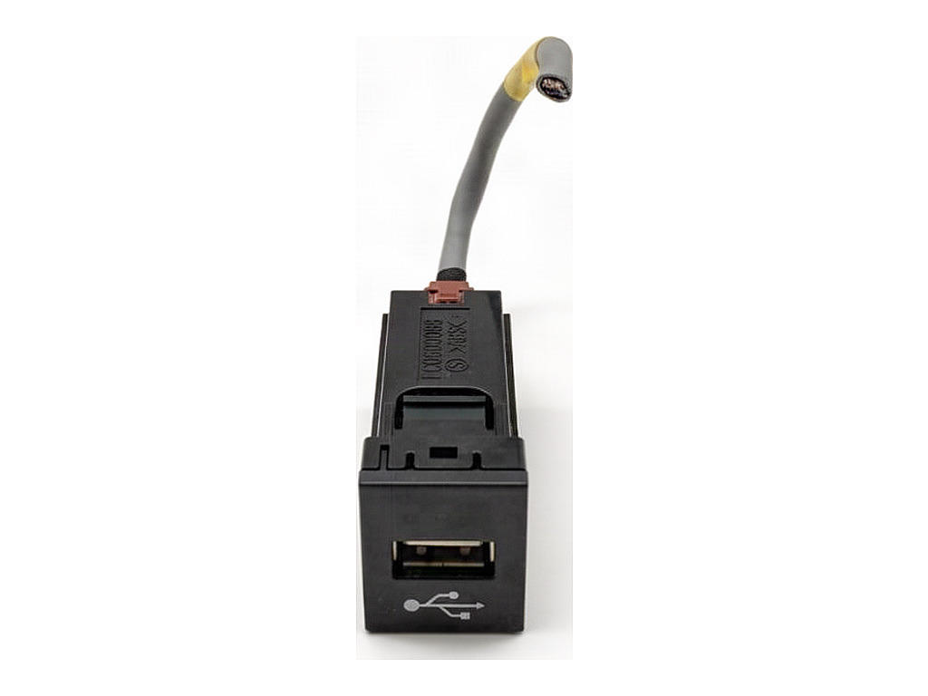 [STARK-937025] Puerto USB Toyota C-HR
